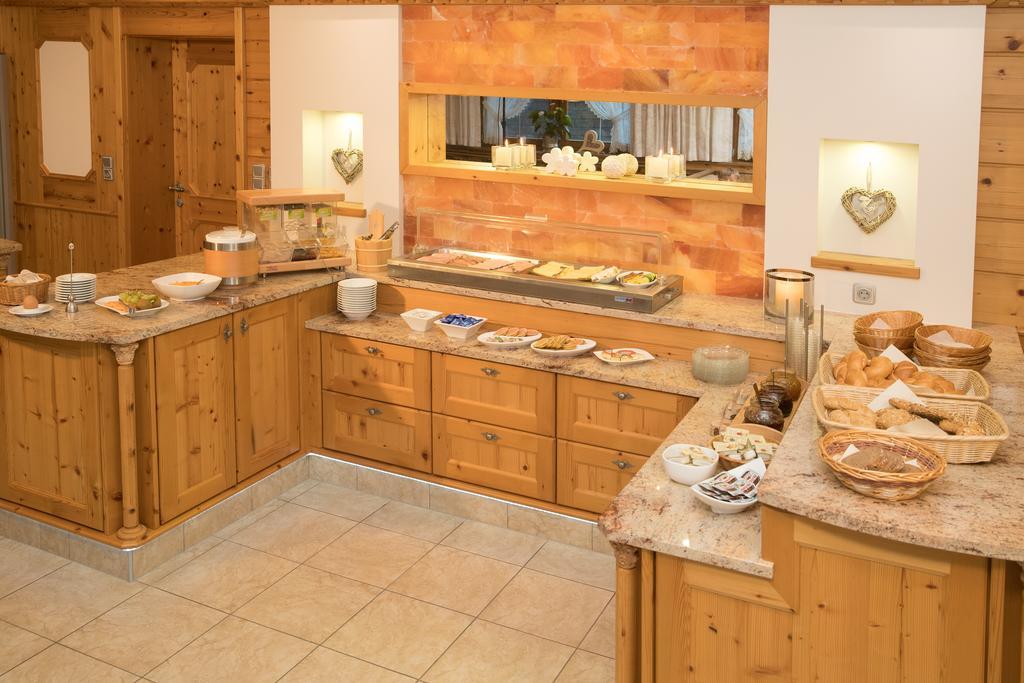 Hotel Garni Landhaus Platzer Zell am Ziller Dış mekan fotoğraf
