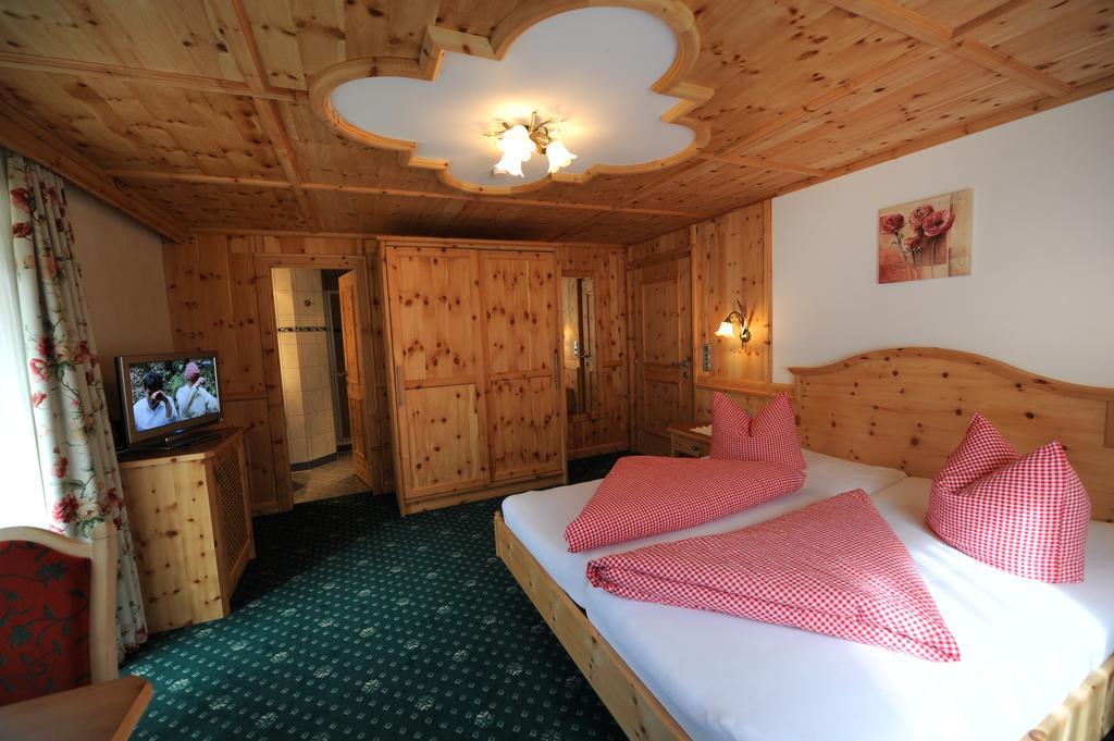 Hotel Garni Landhaus Platzer Zell am Ziller Dış mekan fotoğraf