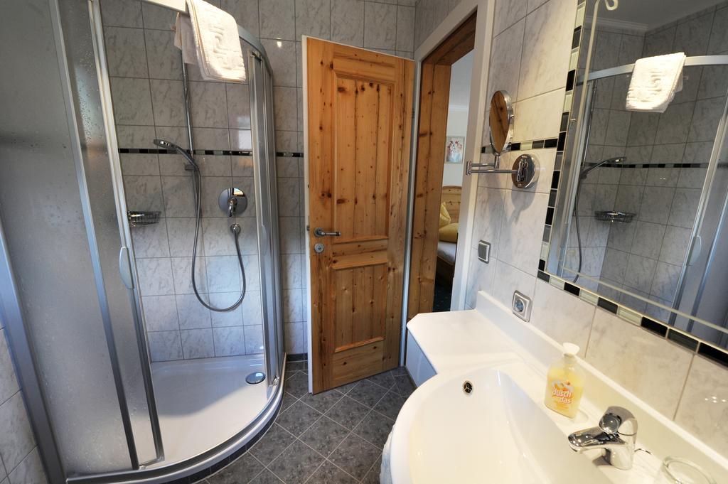 Hotel Garni Landhaus Platzer Zell am Ziller Dış mekan fotoğraf