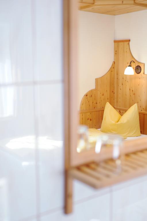 Hotel Garni Landhaus Platzer Zell am Ziller Dış mekan fotoğraf